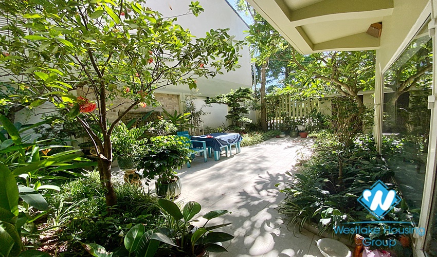Good condition and fully furnished house for rent in Tay Ho District, Hanoi